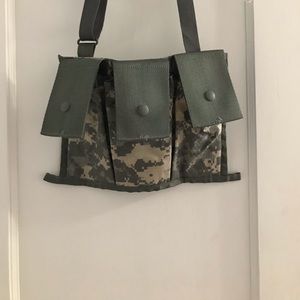 6 mag bandoleer pouch